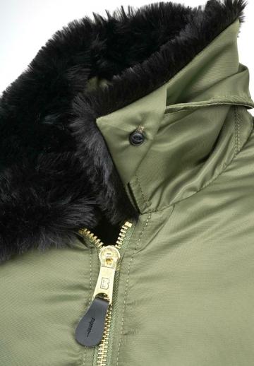 Зимняя куртка