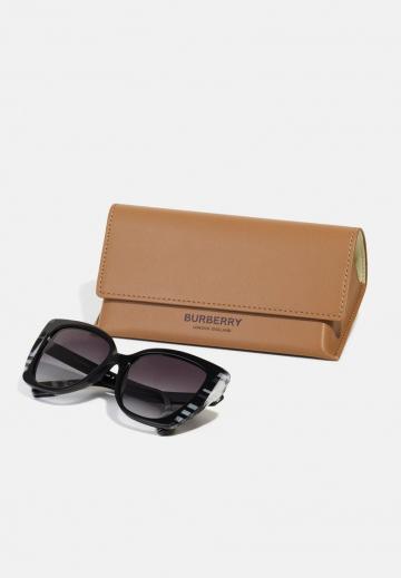 Солнечные очки