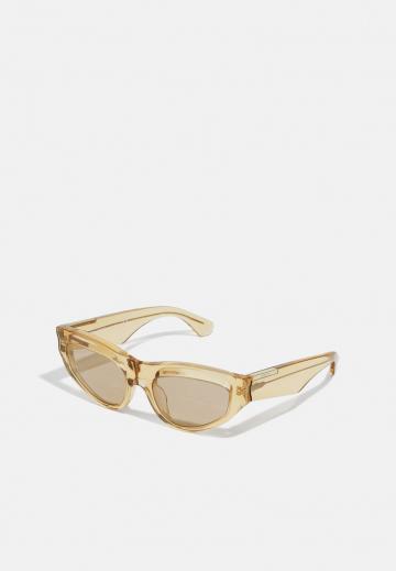 Солнечные очки