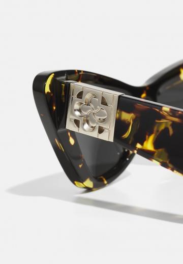 Солнечные очки