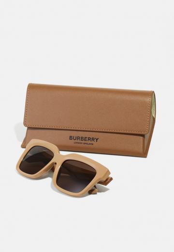 Солнечные очки