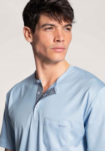 Пижама с шортами