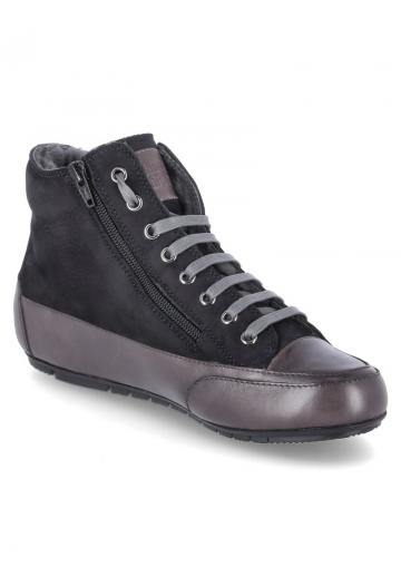 Ботинки на шнуровке