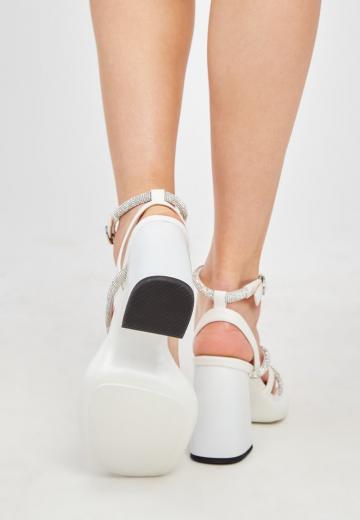 Босоножки на платформе