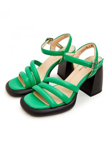 Босоножки на платформе