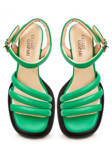 Босоножки на платформе