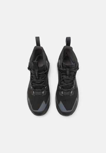 Походная обувь