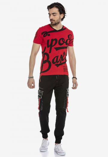 Брюки с накладными карманами