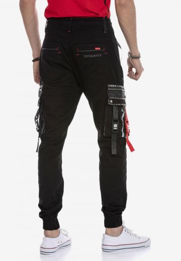 Брюки с накладными карманами