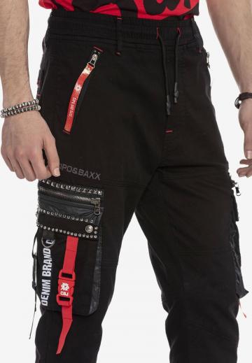 Брюки с накладными карманами