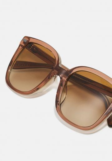 Солнечные очки