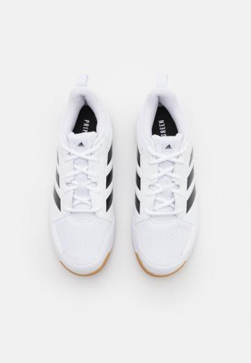 Кроссовки для зала