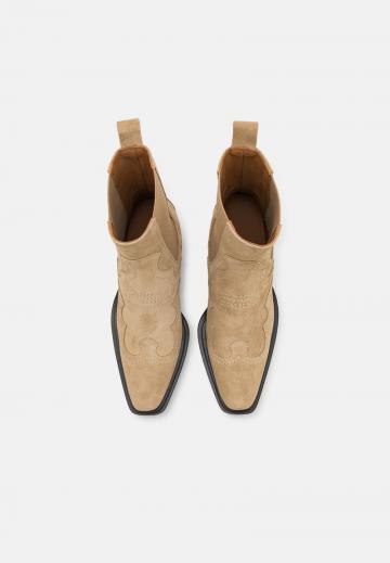 Ботинки челси