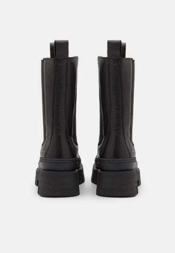 Сапоги на платформе