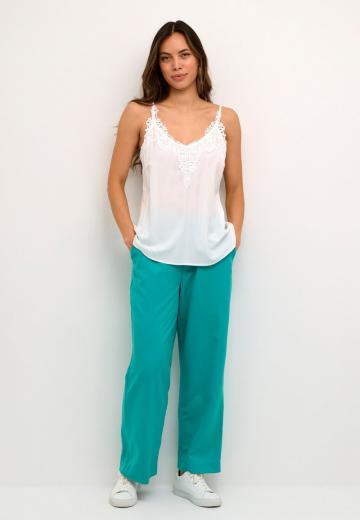 Топ на бретельках