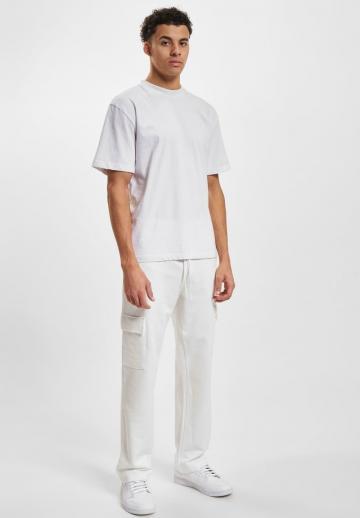 Брюки с накладными карманами