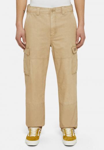 Брюки с накладными карманами