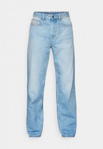 Свободные джинсы