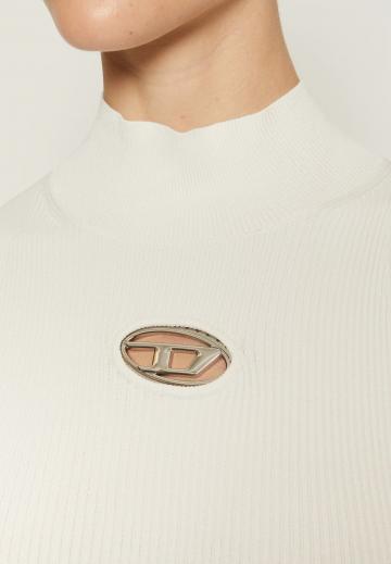 Платье футляр