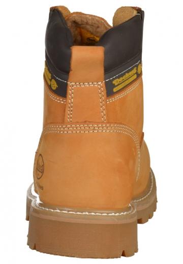 Ботинки на шнуровке