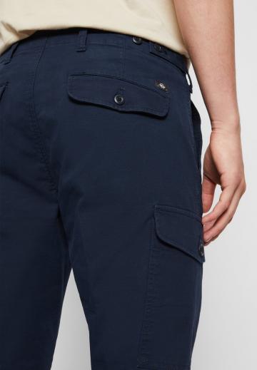 Брюки с накладными карманами