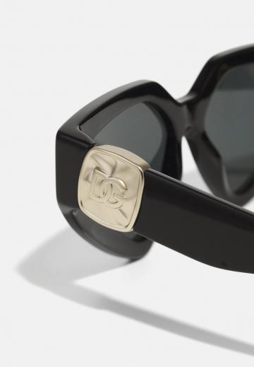 Солнечные очки