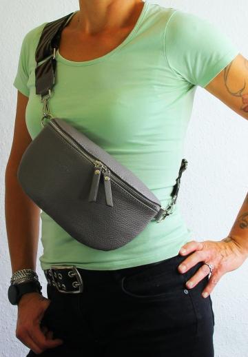 Сумка на пояс