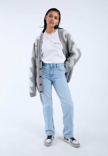 Прямые джинсы