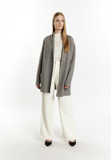 Длинный жилет