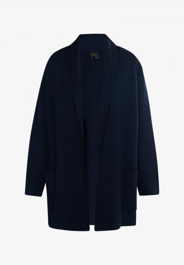 Длинный жилет