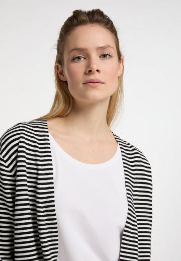 Длинный жилет