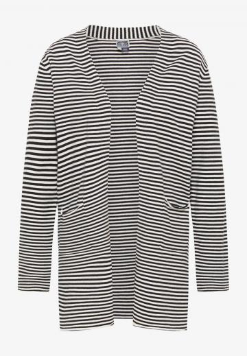 Длинный жилет