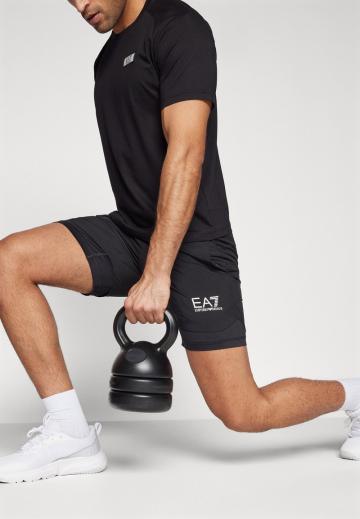 Спортивныве шорты