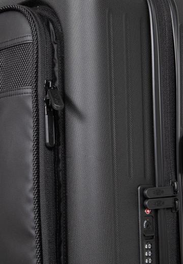 Чемодан на колесах