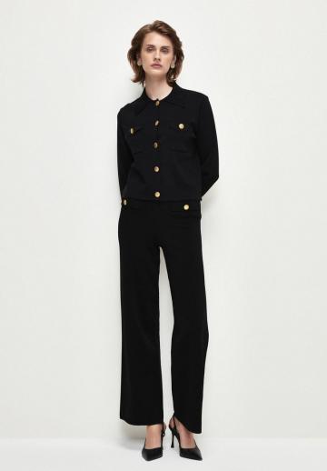 Вязаный жилет