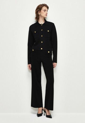 Вязаный жилет