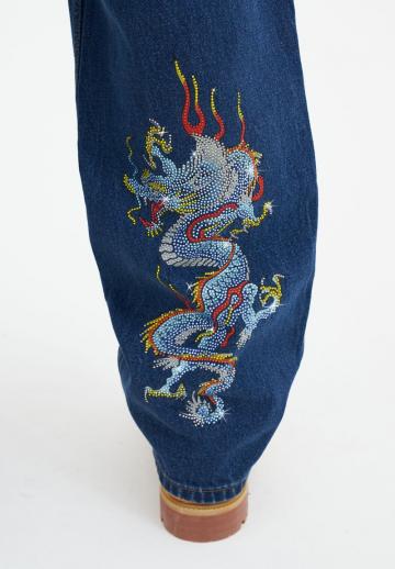 Прямые джинсы