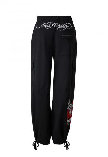 Брюки с накладными карманами