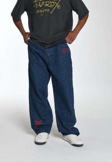 Прямые джинсы