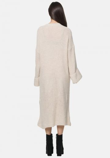 Вязаное платье