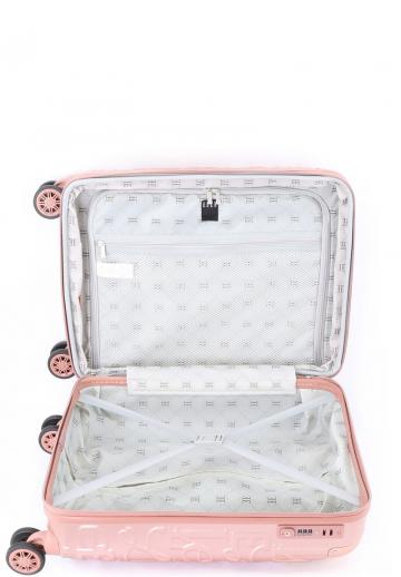 Чемодан на колесах