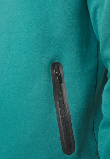 Спортивная кофта