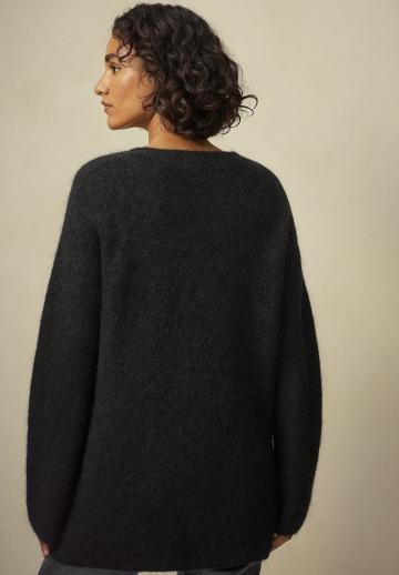 Длинный пуловер