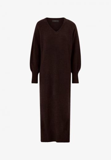 Вязаное платье