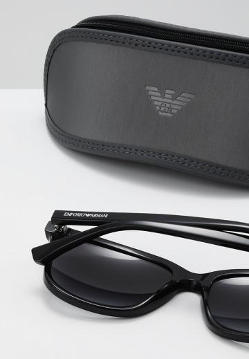 Солнечные очки