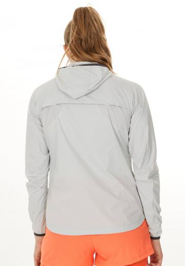 Спортивная куртка