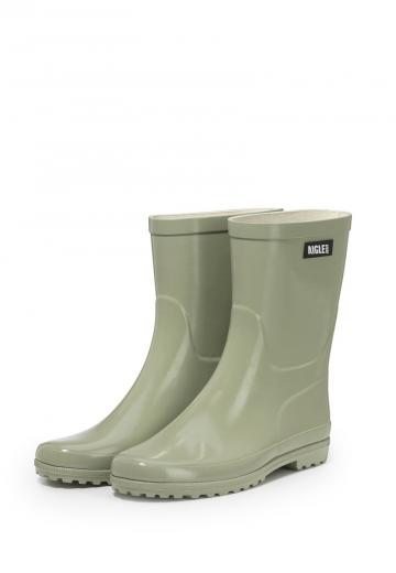 Резиновые сапоги