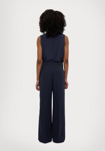 Прямые брюки