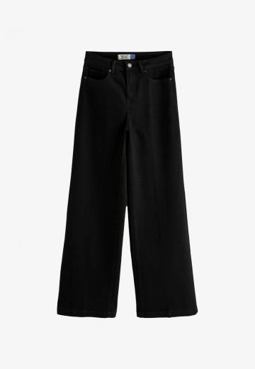 Клешеные джинсы