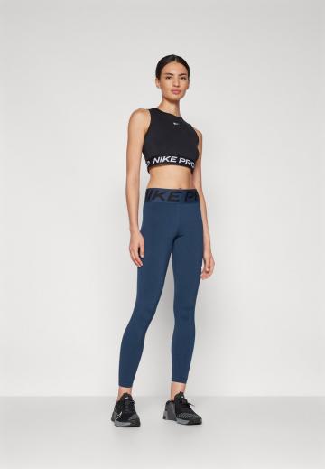 Спортивный топ